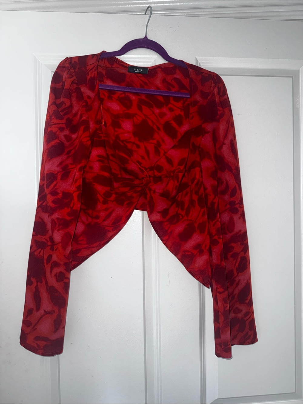 VICI Red Patterned Open-Front Long-Sleeve Crop front Blouse medium